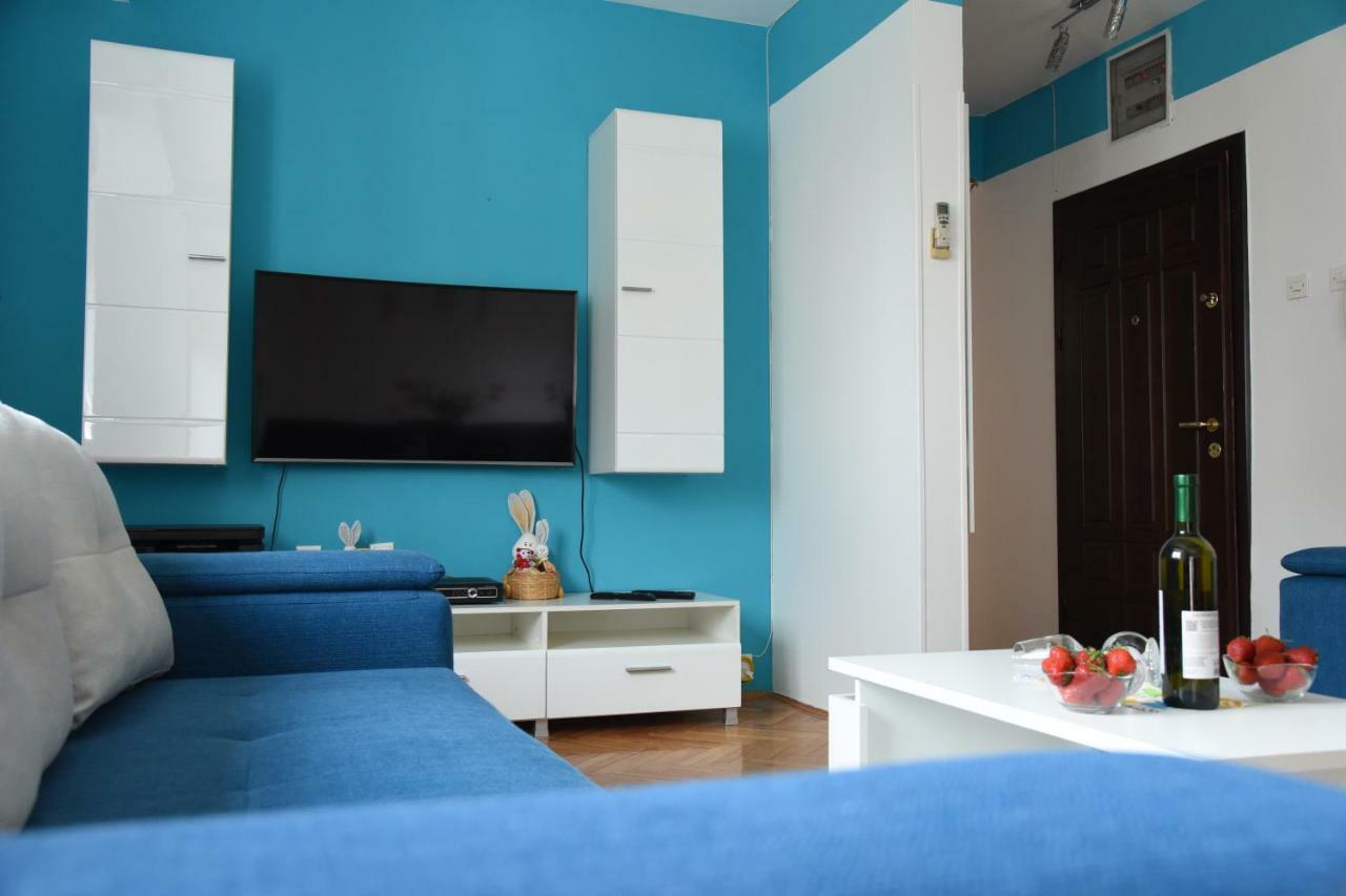 Kiara Apartments Skopje Buitenkant foto