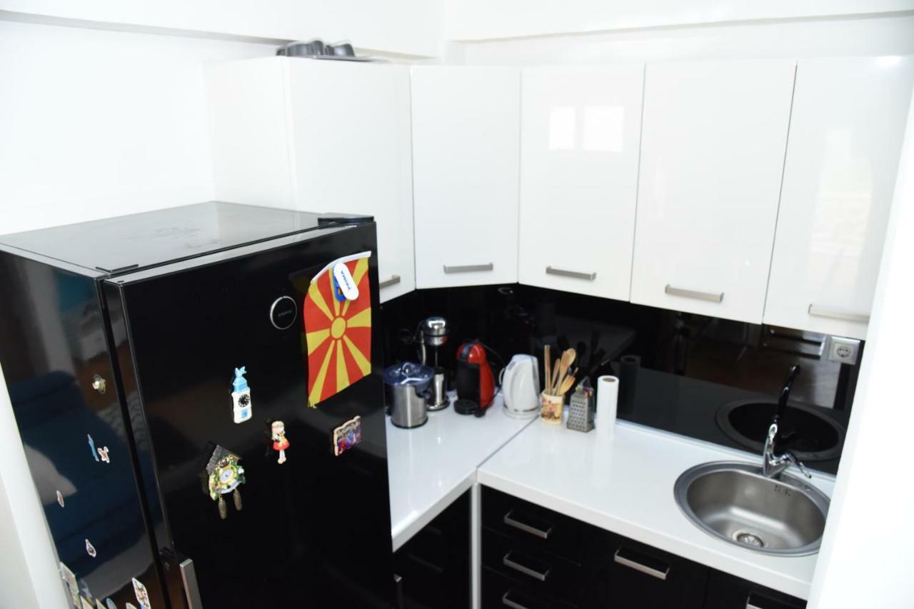 Kiara Apartments Skopje Buitenkant foto